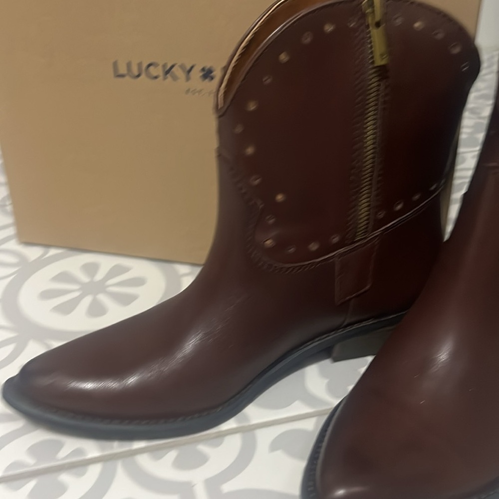 NIB Lucky Brand Booties Tobacco Lucky Vachetta size 8 - Picture 2 of 4